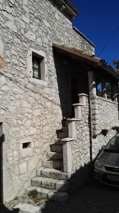 Studio Apartments Holy Trinity Novi Vinodolski Esterno foto
